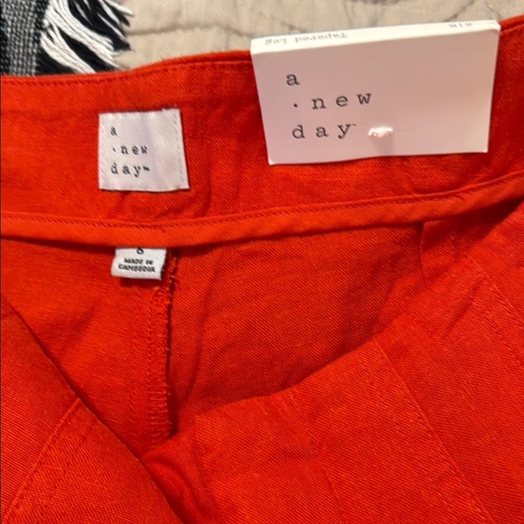 🌹NWT:A NEW DAY RED TAPERED LEG PANTS - Picture 3 of 6